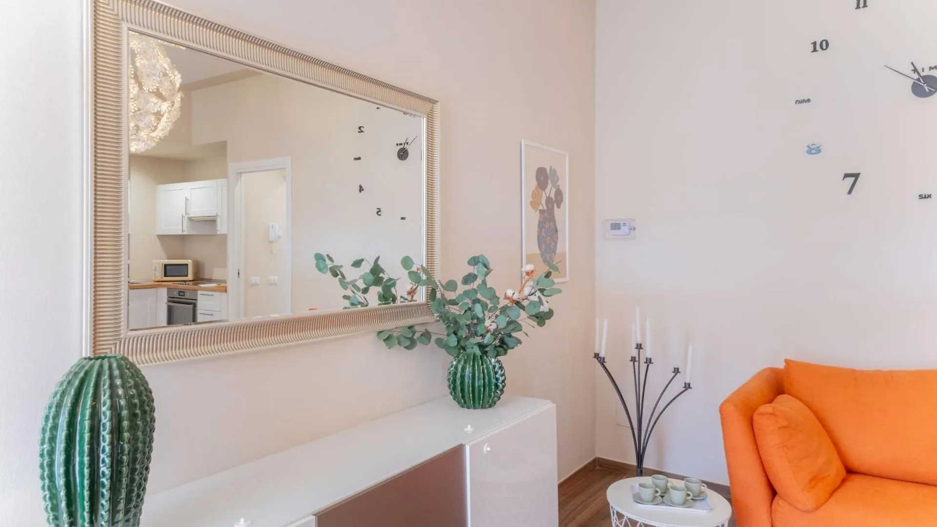 Casa Margherita Tra Charme E Verde Casorate Sempione Italy