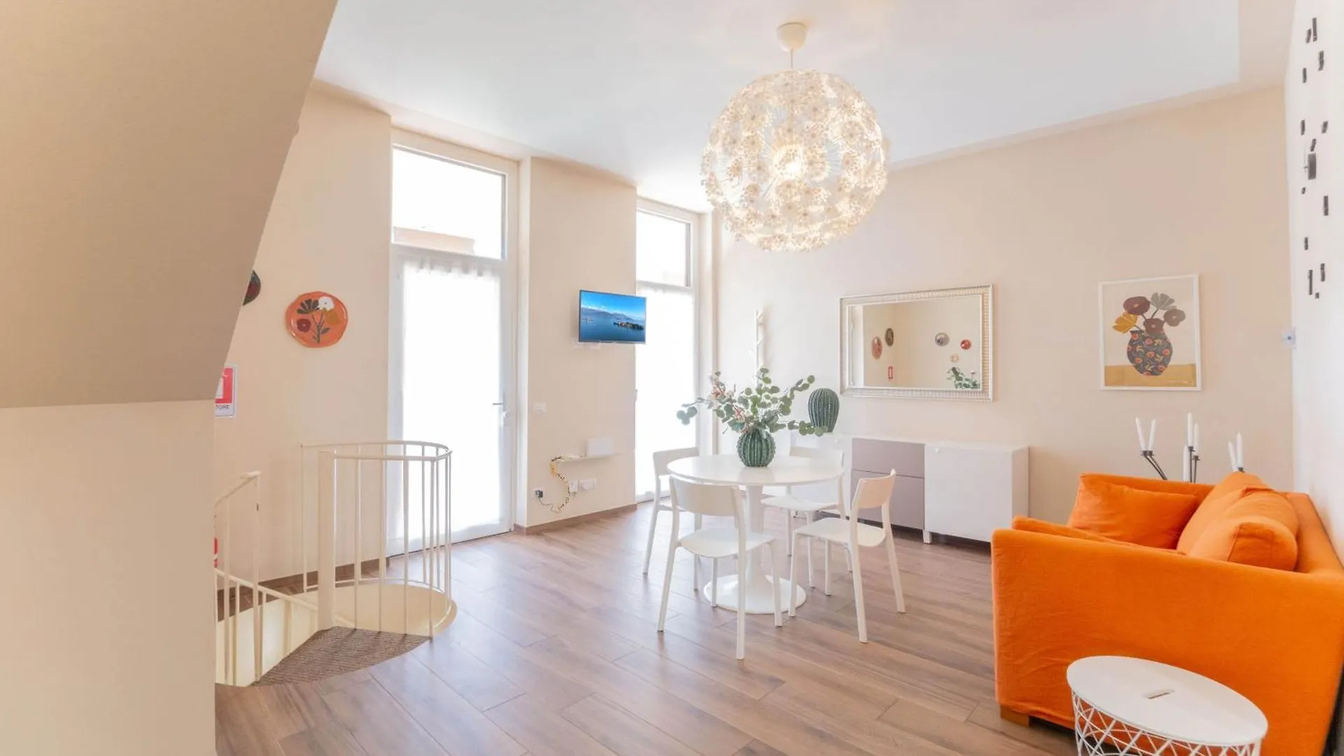 Casa Margherita Tra Charme E Verde Casorate Sempione