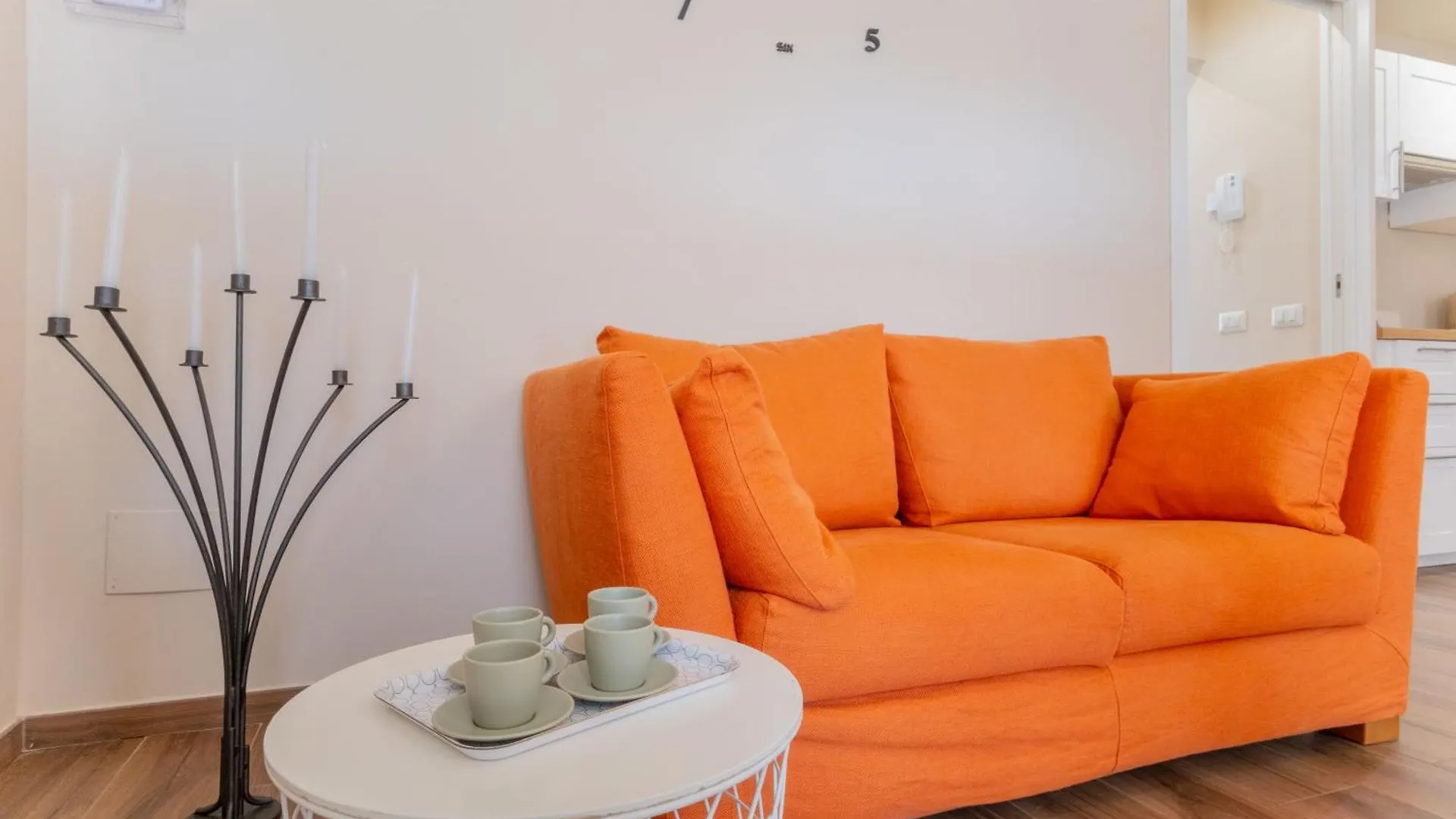 Casa Margherita Tra Charme E Verde Casorate Sempione